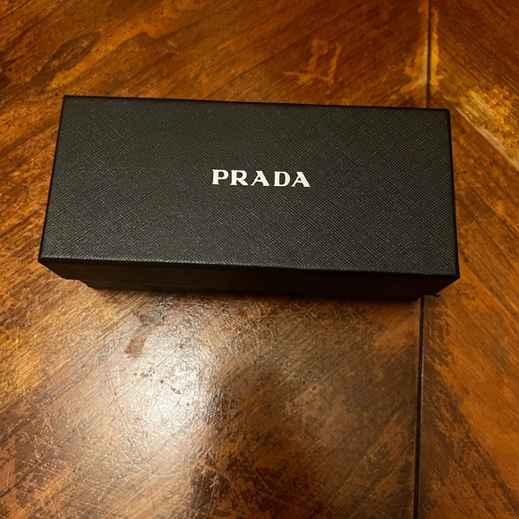 Unisex Sunglasses - Picture 1 of 8